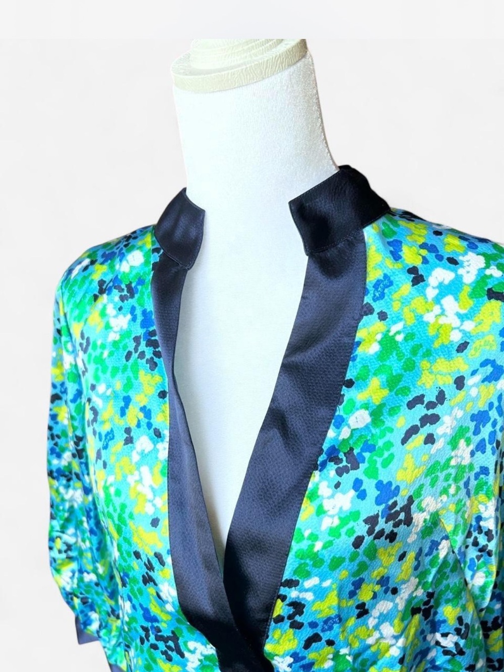 Lilly Pulitzer 100% Silk Tunic Shift Dress - Size 6 - Picture 2 of 6